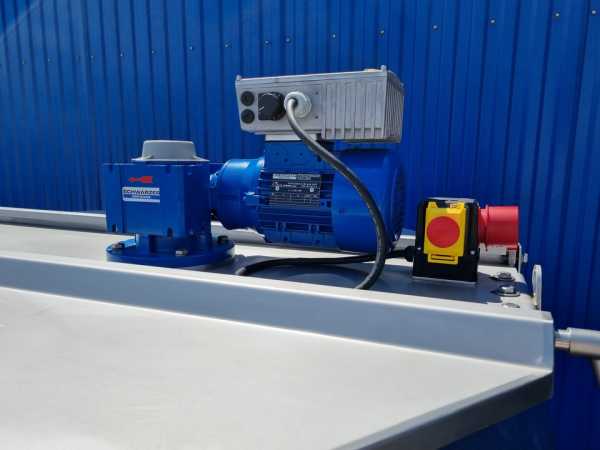 1150L electrically heated stainless steel vessel with insulation and paddle agitator