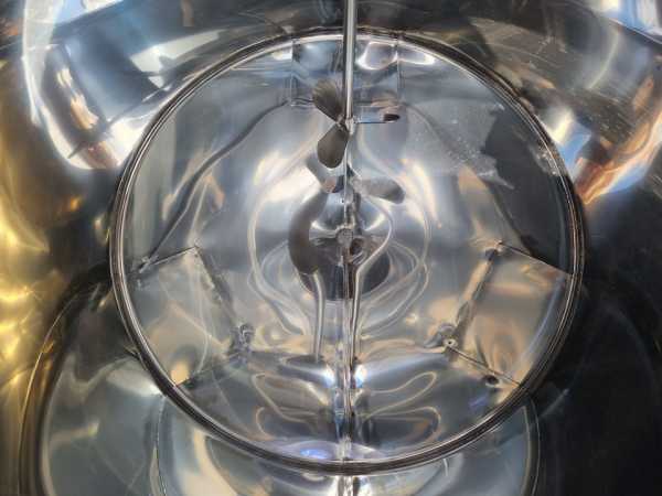 2266L Edelstahl Rührwerksbehälter mit Propellerrührwerk