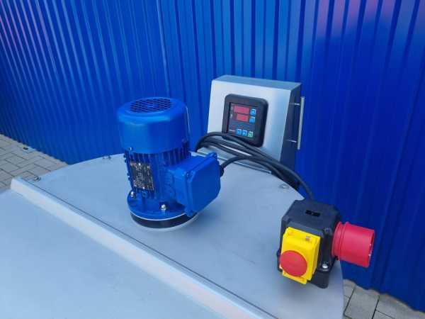 152L electrically heated stainless steel mixing tank with digital control unit and dissolver