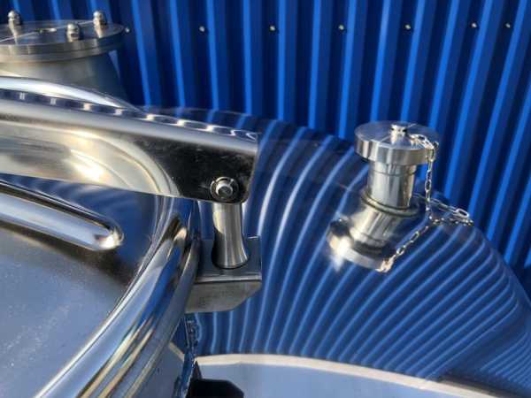 1305L stainless steel vessel with agitator mount