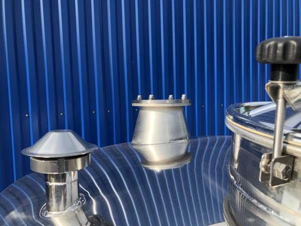 1305L heat-/coolable stainless steel tank with thermoplate