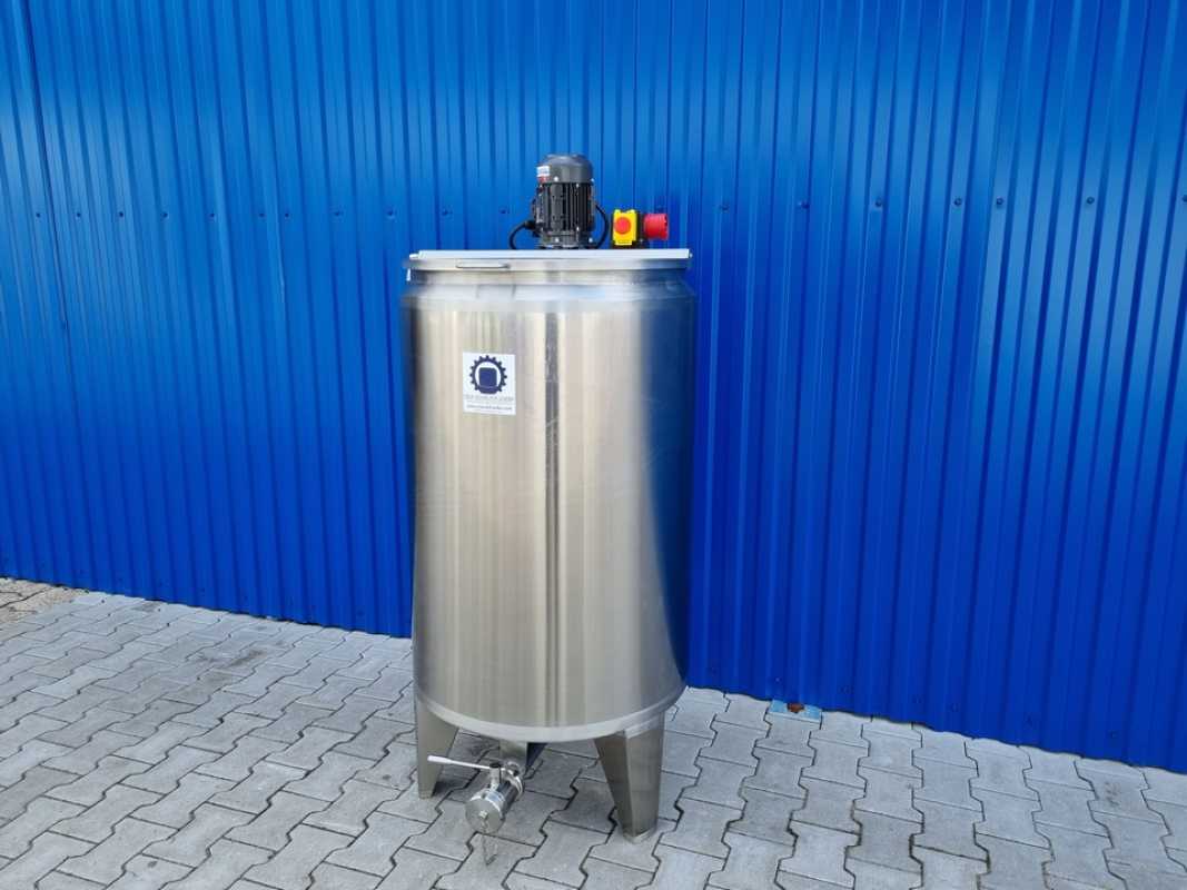 337L heat-/coolable stainless steel mixing tank with insulation and dissolver