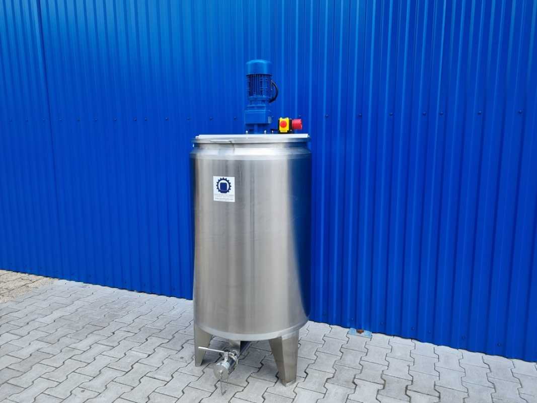 337L heat-/coolable stainless steel mixing tank with insulation and paddle agitator