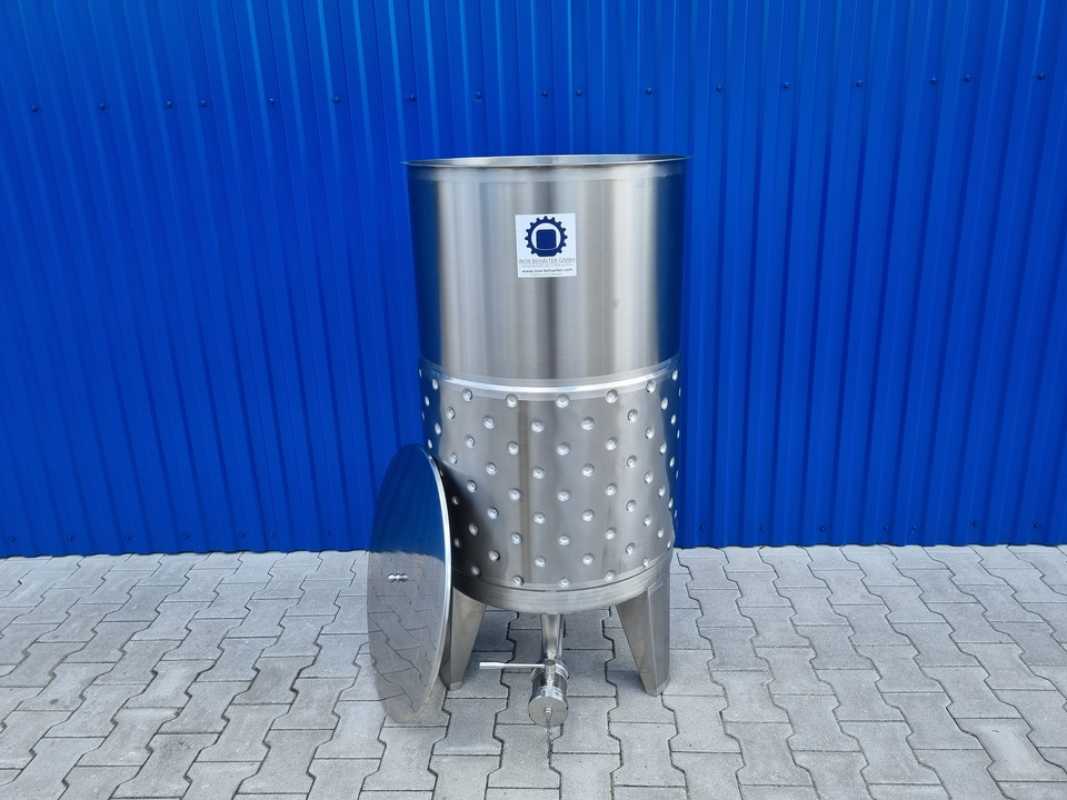 337L heat-/coolable stainless steel tank with thermoplate