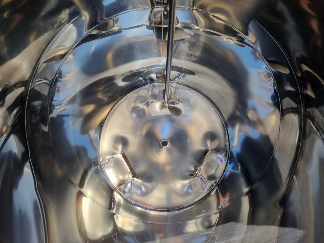 2345L Edelstahl Rührwerksbehälter mit Propellerrührwerk