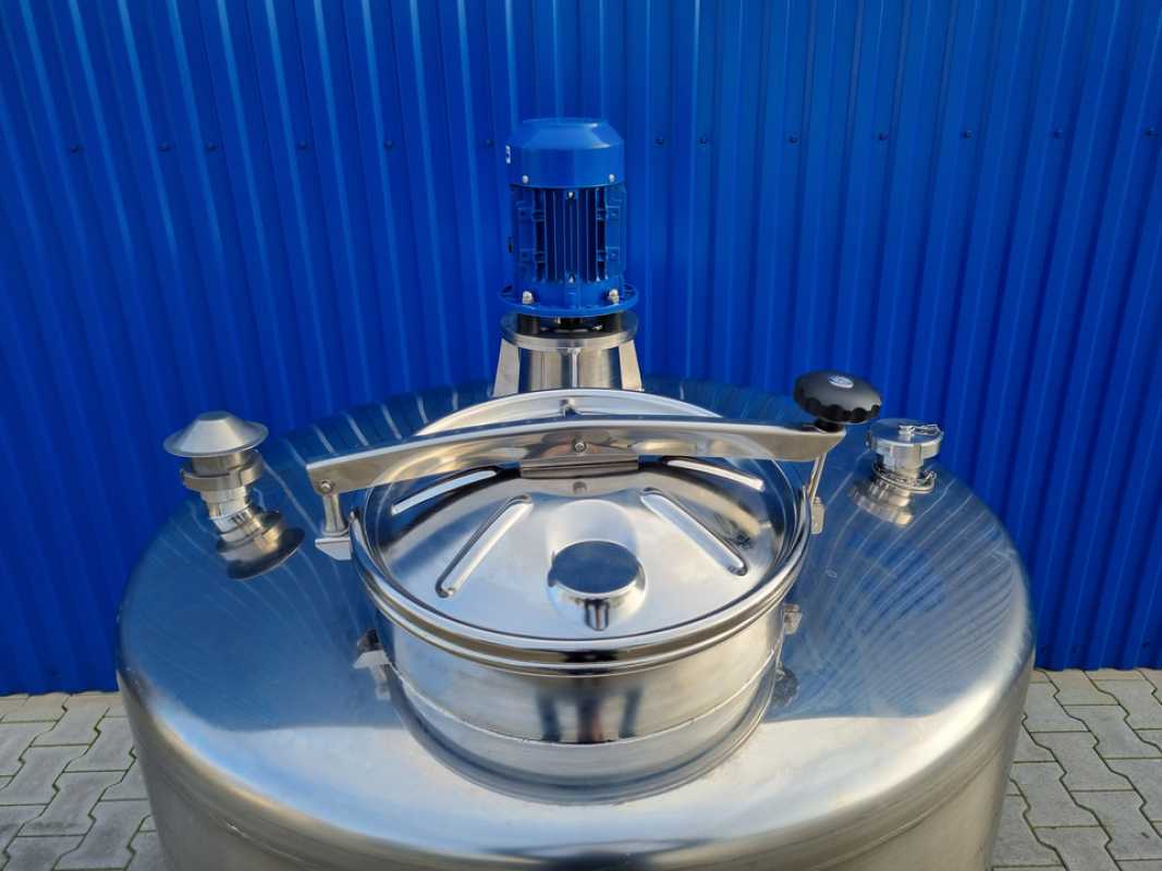 734L Edelstahlbehälter mit Propellerrührwerk
