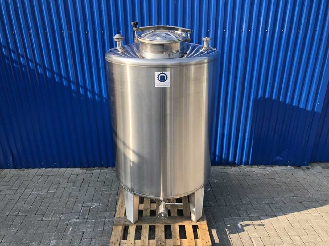 1305L stainless steel vessel with agitator mount