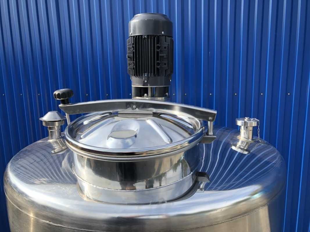 1305L heat-/coolable stainless steel mixing tank with agitator and thermoplate
