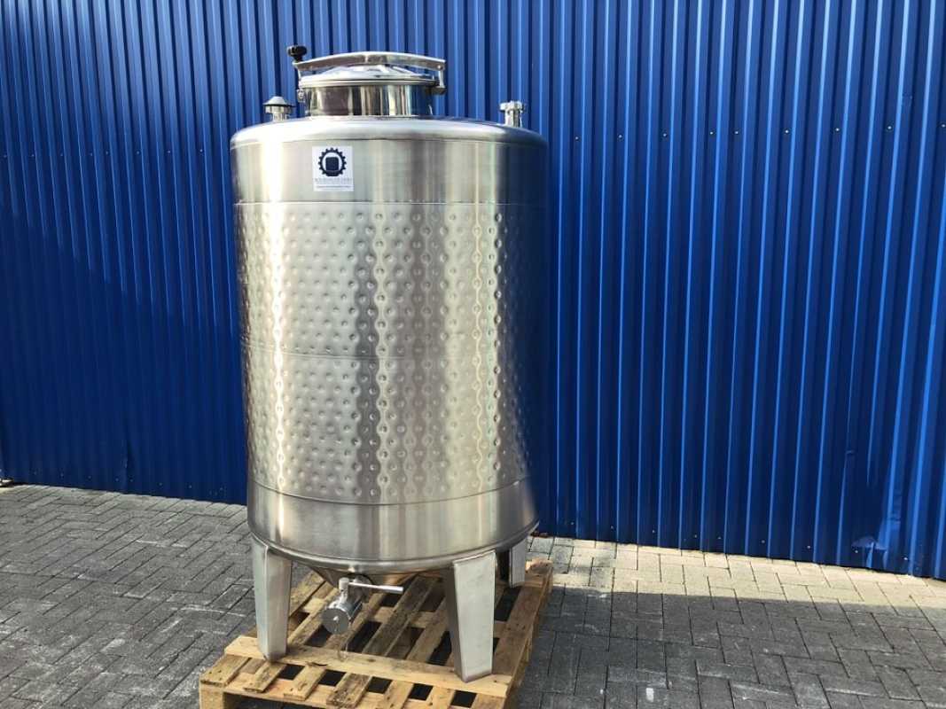 1305L heat-/coolable stainless steel tank with thermoplate