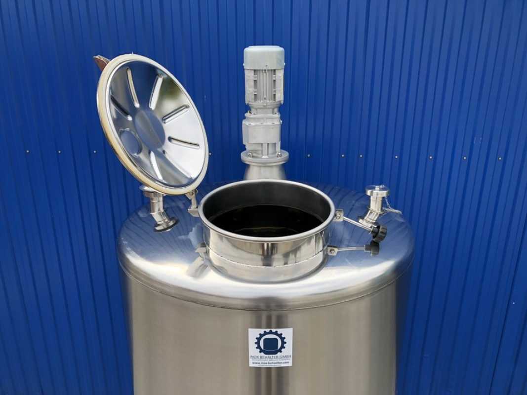 1533L Edelstahlbehälter mit Balkenrührwerk