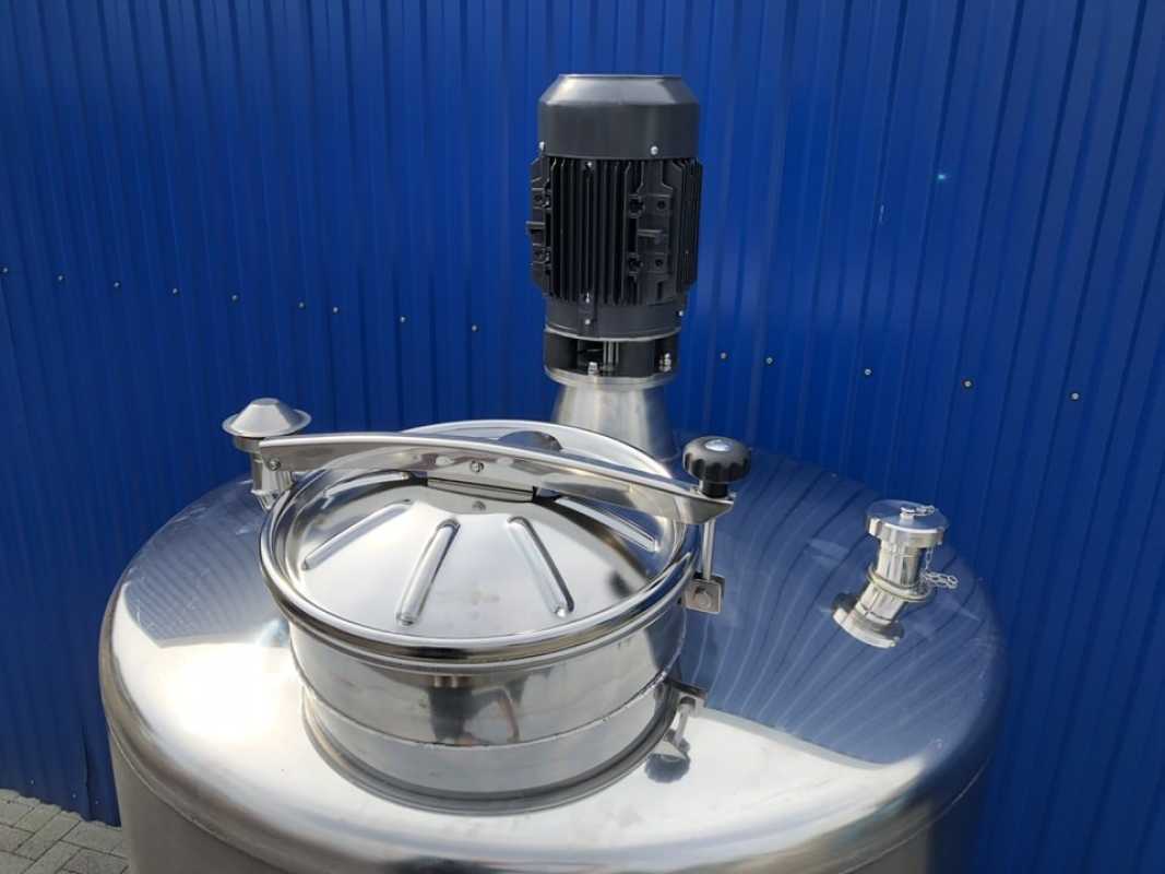 1533L Edelstahlbehälter mit Thermoplate und Dissolver
