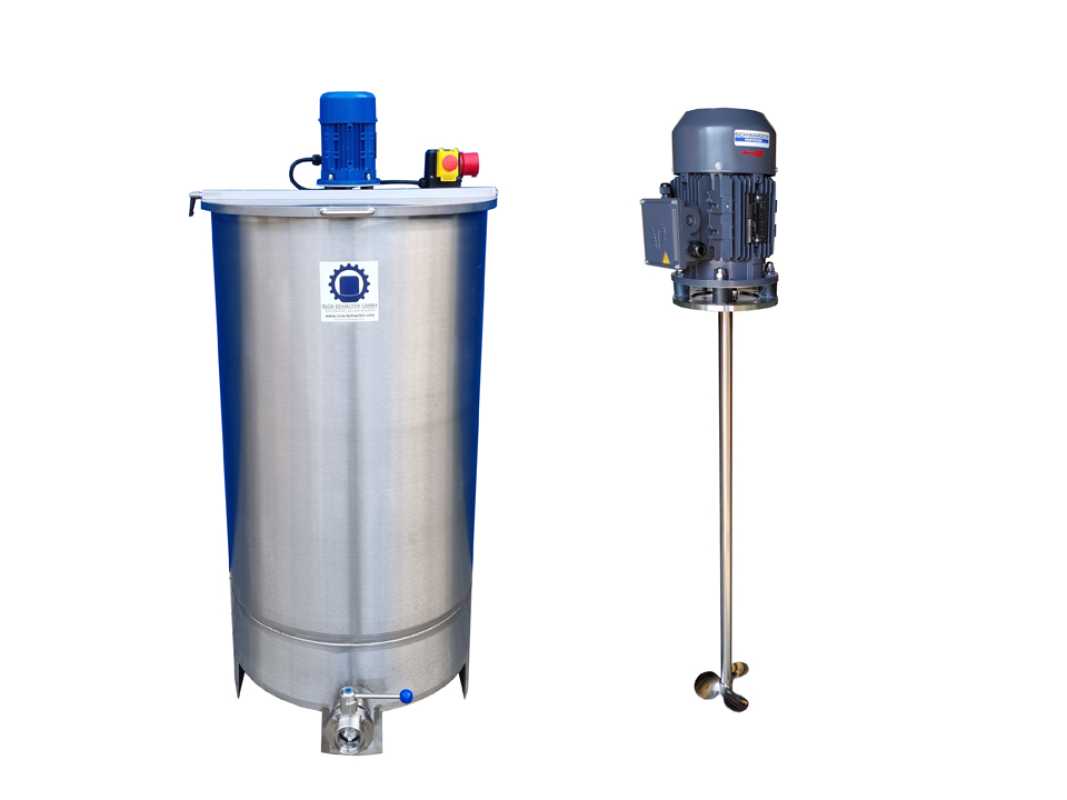 300L stainless steel transport vessel with propeller mixer
