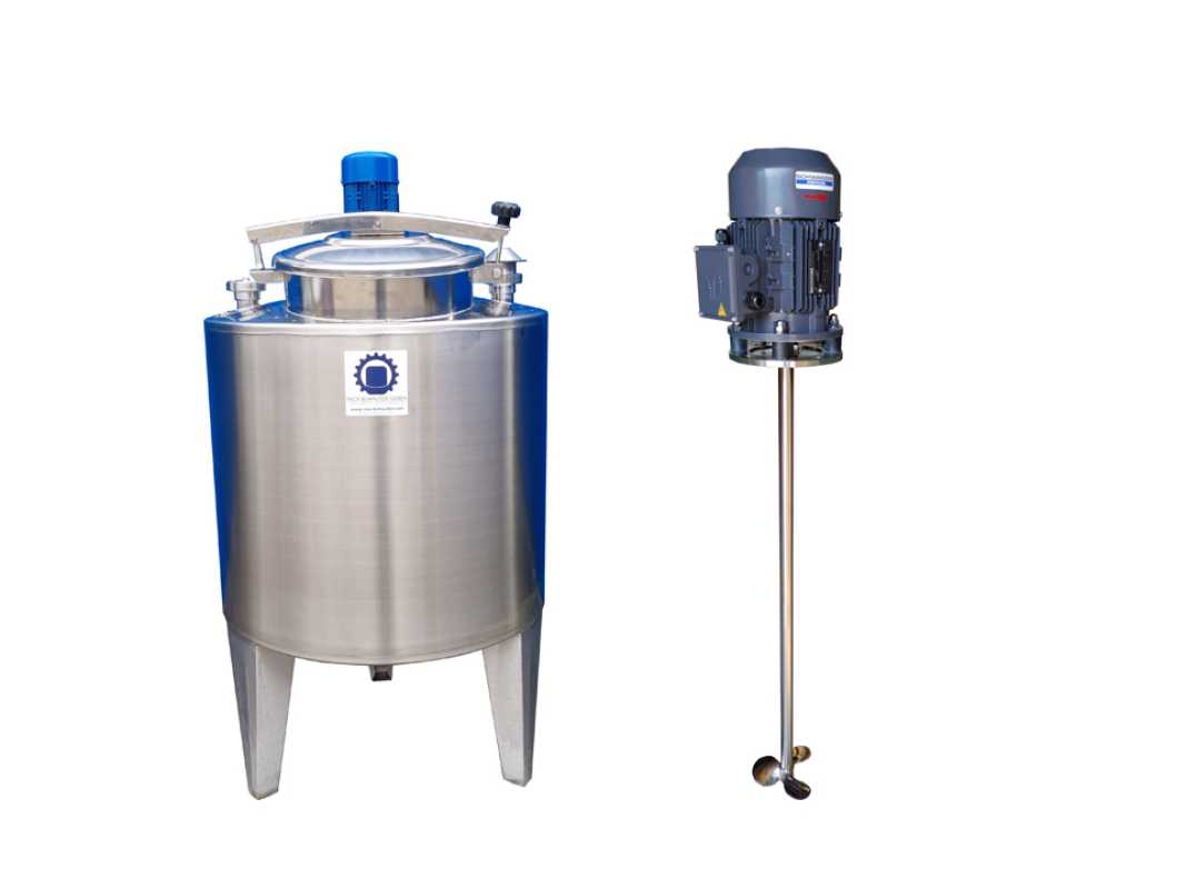 350L stainless steel vessel with propeller mixer